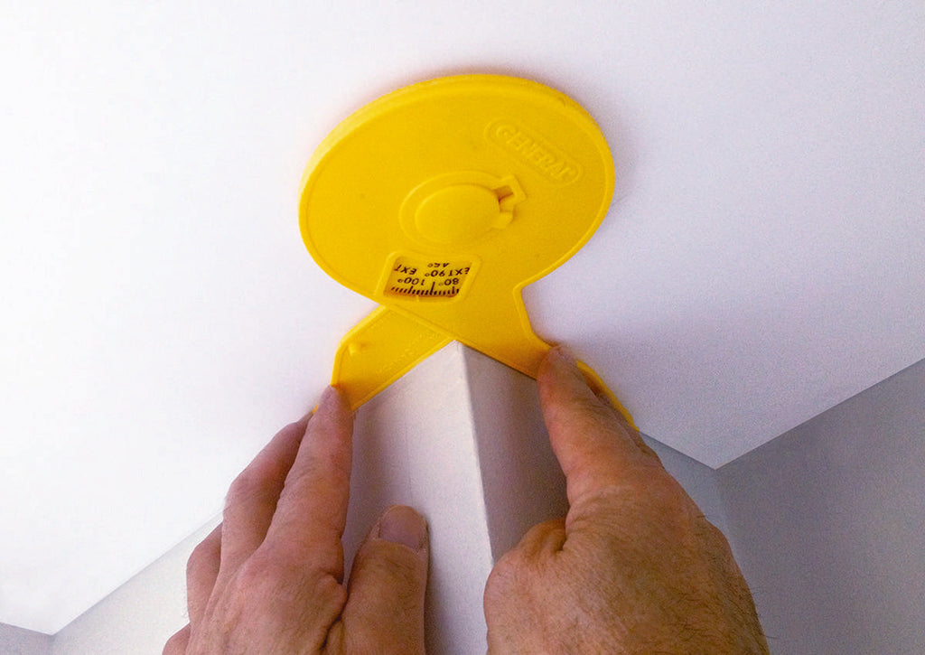 E-Z Pro Crown King Molding Jig with Protractor