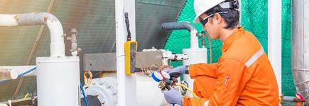 What Does Freon Smell Like? Signs to Fix a Refrigerant Leak